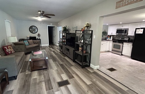 Wildwood Casa | The Country Porch en Wildwood, Florida - ¡A un tiro de piedra de The Villages!