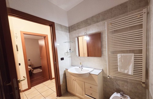 Cornate d'Adda Casa | The Court Guesthouse