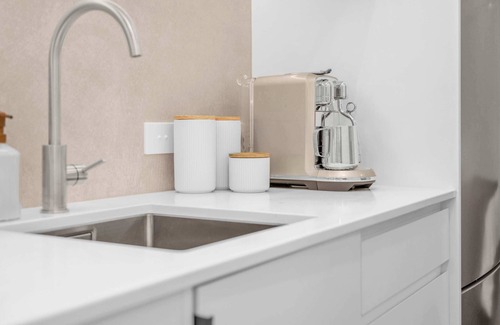 Te Aro Apartamento | The Courtenay Chic Retreat 1BR Apartment