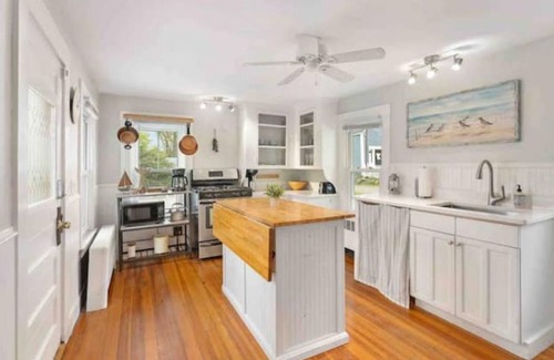 East Greenwich Casa | The Cove House