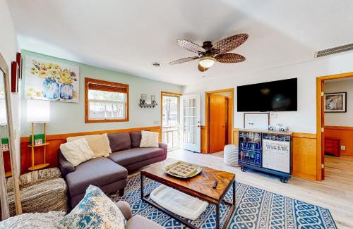 Eagle Rock Casa | The Cove - Main House