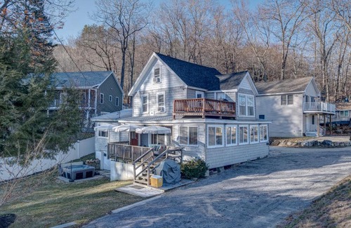 Alton Bay Casa | The Cove