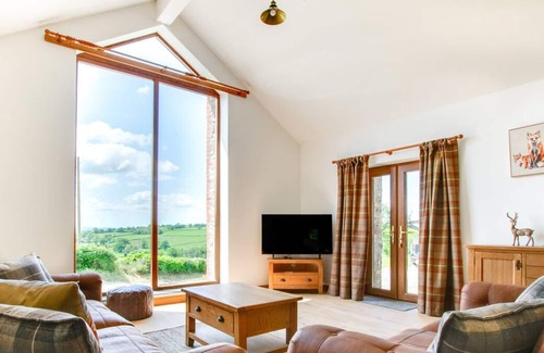Llangadog Casa | The Cow Shed - Green Grove
