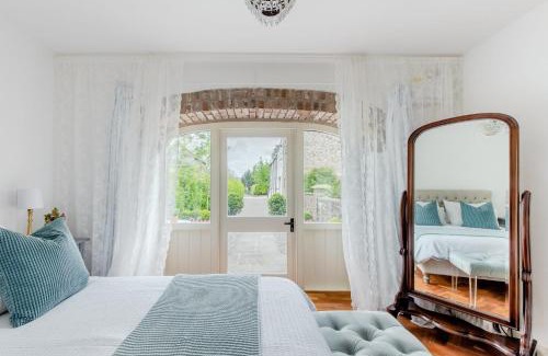 Narberth Casa | The Cow Shed Luxury Barn Moments From Narberth