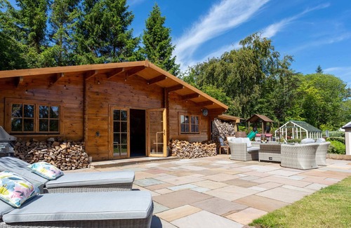 Ayr Casa | The Coyle House - Donnini Deluxe