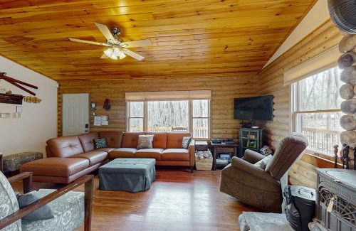 Albrightsville Casa | The Cozy Cabin