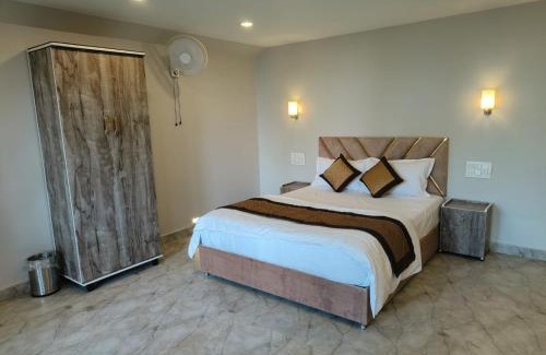 Kakabe Casa | The Cozy Clouds Hill Stay