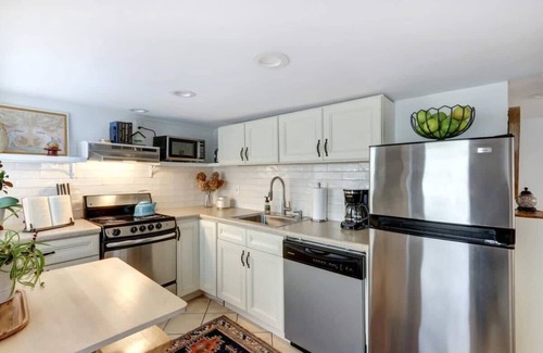 Historic Downtown Savannah Apartamento | The Cozy Jones Garden, Quaint | Historic | Quiet