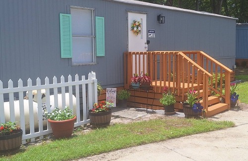 Hinesville Casa | The Cozy Main Suite 2-bedroom mobile home in welcoming Hinesville with WiFi, Ac