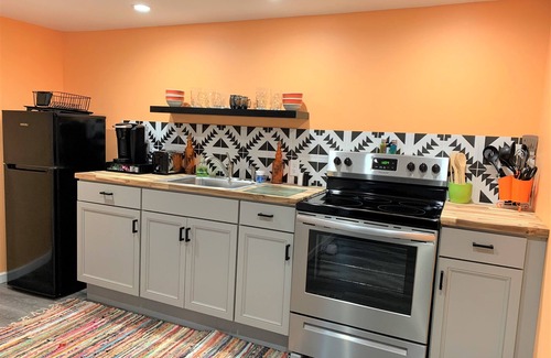 Cookeville Apartamento | The Cozy Nook- by Downtown, I-40 & Lake. Wooded view