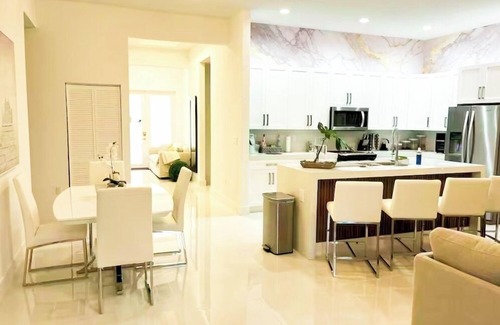 Homestead Casa | The Palm House