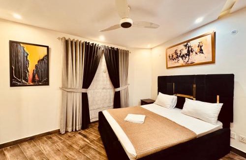 Lahore Apartamento | The Cozy Suite by Lux Haven Stays 2 Bedroom Apartment