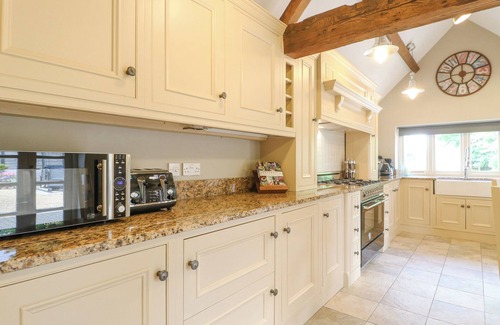 Wychnor Cabaña | THE CREAMERY, family friendly, luxury holiday cottage in Alrewas