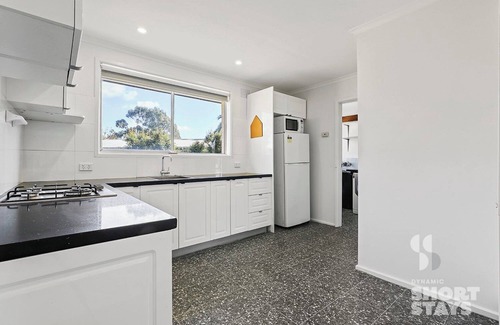 Riddells Creek Casa | The Creek House - Family getaway!