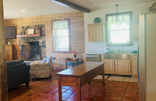 Linville Casa | The Creekside- 10 mins from Harrisonburg