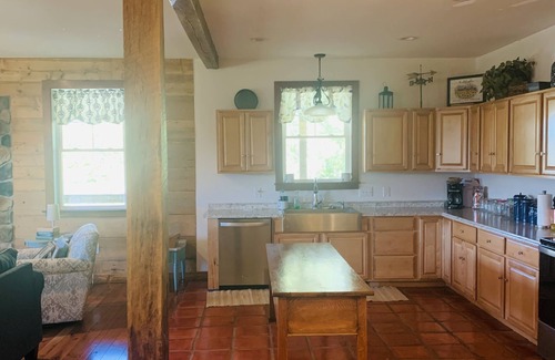 Linville Casa | The Creekside- 10 mins from Harrisonburg