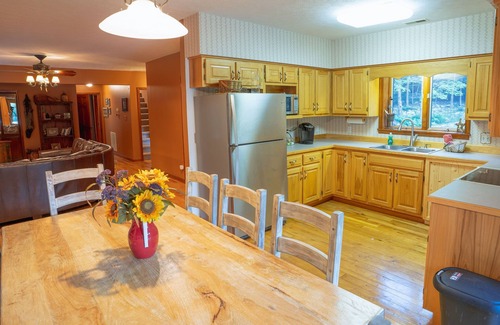 Goldbond Casa | The Creekside Home at Four Fillies Lodge