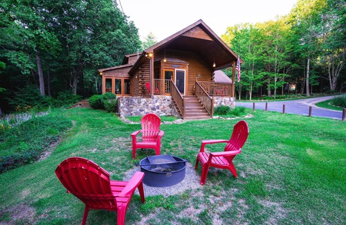 Goldbond Casa | The Creekside Home at Four Fillies Lodge