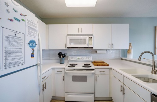 Topsail Beach Casa | The Crenshaw- Oceanfront Serenity Point Townhome.