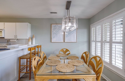 Topsail Beach Casa | The Crenshaw- Oceanfront Serenity Point Townhome.