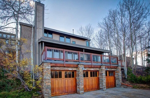 North Park City Apartamento | Crescent Ridge, 2BR / 2. 5BA Ski Condo, Walk to Lifts!