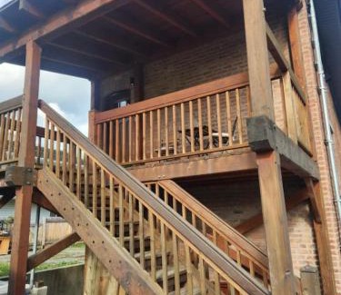 Kaslo Casa | The Crow's Nest at the 1896 Building