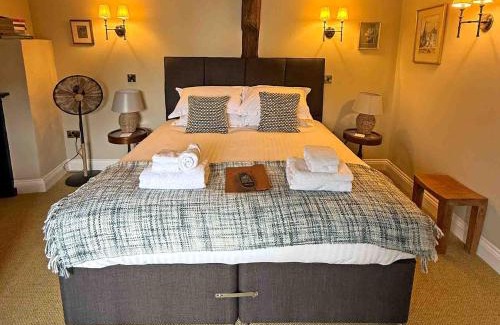 Lea Hotel | The Crown Inn Lea