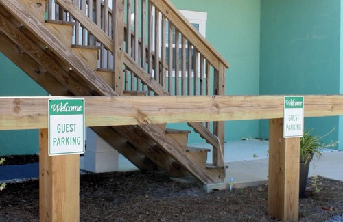 Holiday Beach Apartamento | The Crow’s Nest Retreat - Cozy Guest Suite C