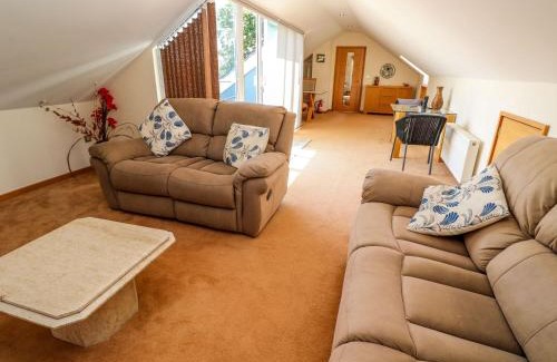 Mylor Casa | The Crows Nest