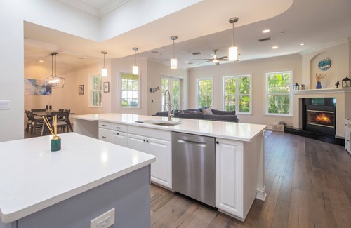 Crystal Beach Casa | The Crystal Breeze House