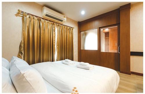 Ranong Apartamento | The Crystal Ranong 301 Balcony king room