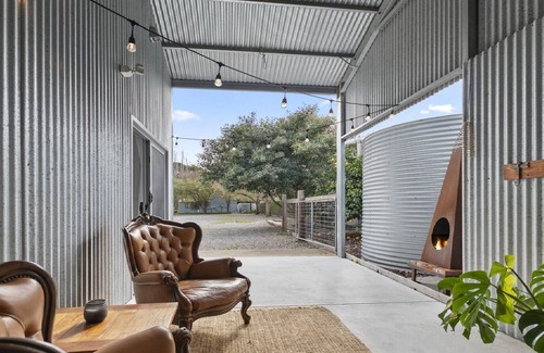 Whites Valley Casa | The Cubby House by Wine Coast Holiday Rentals