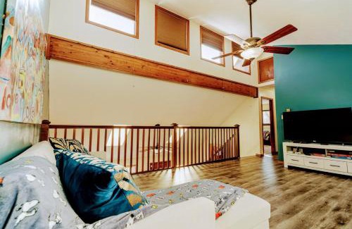 Tobyhanna Casa | The CubHouse Poconos getaway