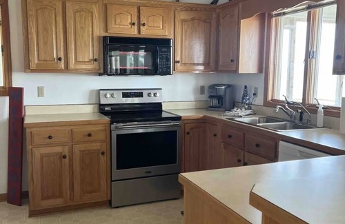 Colington Casa | The Currituck Sound Awaits You while 10 minutes to the Beach!!!