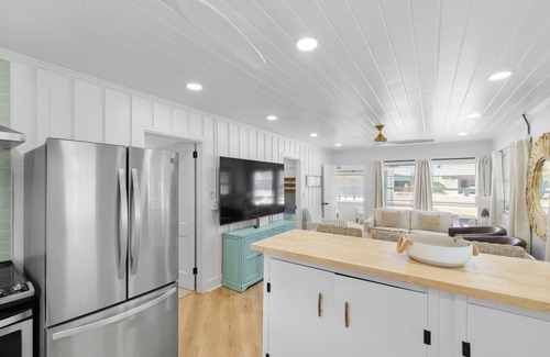 Miramar Beach Casa | The cutest classic beach cottage/ totally restored/steps to the beach! 5br 2ba!