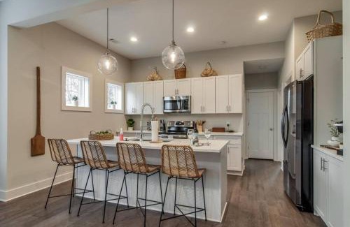 Historic Waverly Casa | The Dahlia