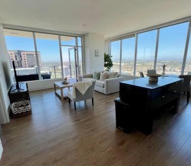 Civic Core Apartamento | The Daisy-Highrise 2BR Marina View,Pool,Jacuzzi,Gym&Parking
