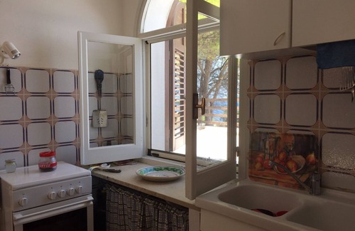 Pantelleria Casa | The dammuso of the pines, ancient Pantelleria dammuso