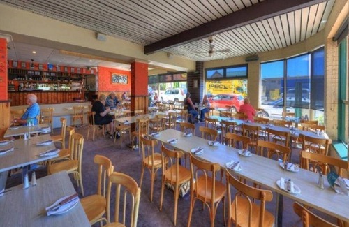 East Devonport Cabina | The Dannebrog Lodge Room 9