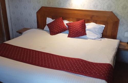Old Manali Casa | The Daulat - A Few Steps From Mall Road