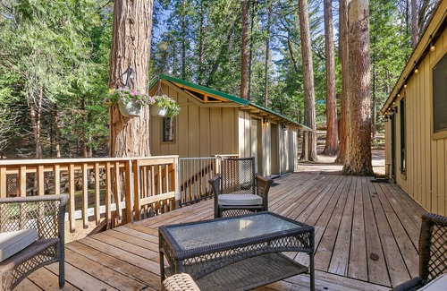 Camp Nelson Cabina | The Davis Cabin Camp Nelson-Fish, Kick Back, Enjoy