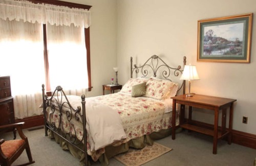 Mason City Cama Y Desayuno | The Decker House Bed & Breakfast
