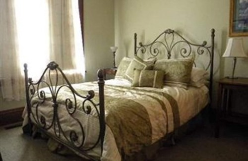 Mason City Cama Y Desayuno | The Decker House Bed & Breakfast