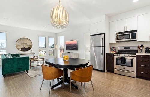 Carthay Circle Condominio | The Designer Two-Bedroom Suite