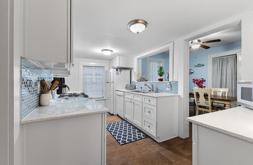 Galveston Casa | The Dinghy 2 Bedroom Home