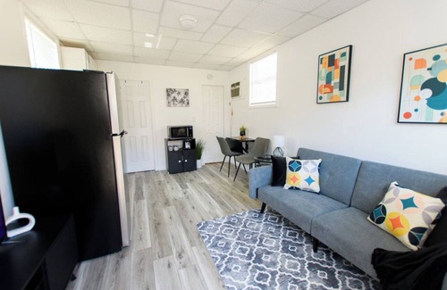United Central Apartamento | The Diplomat St Pete: Affordable Urban Studio #11
