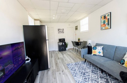 United Central Apartamento | The Diplomat St Pete: Affordable Urban Studio #11