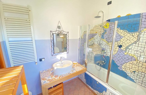 Trezzano Rosa Apartamento | The Discography, Elegant and Spacious for Groups and Families, with Parking