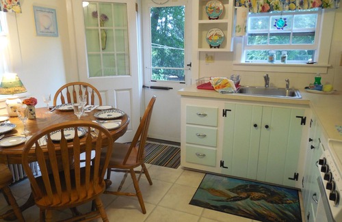 West Yarmouth Casa | La casa de hibisco en la bahía de Lewis