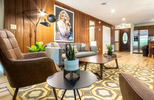 Caton Casa | THE DOGWOOD @ DOLLYS DRIVE * Wifi Grill Woods Mtns
